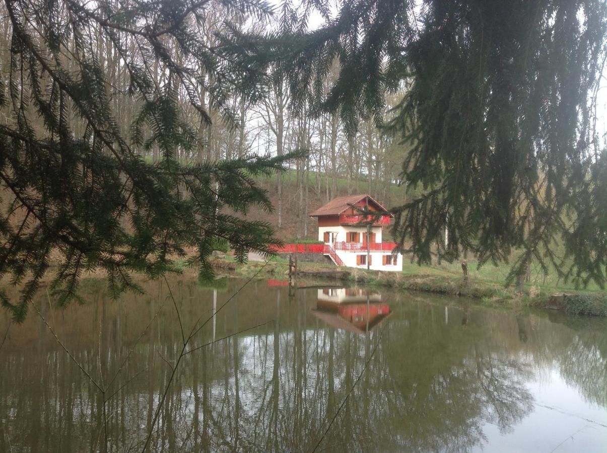 Gite Du Creux De La Goutte Xertigny Esterno foto